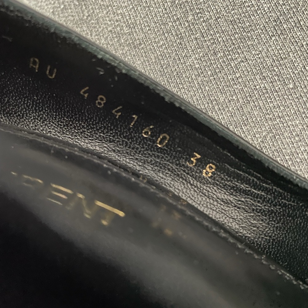 Saint Laurent monogram heel. Used.